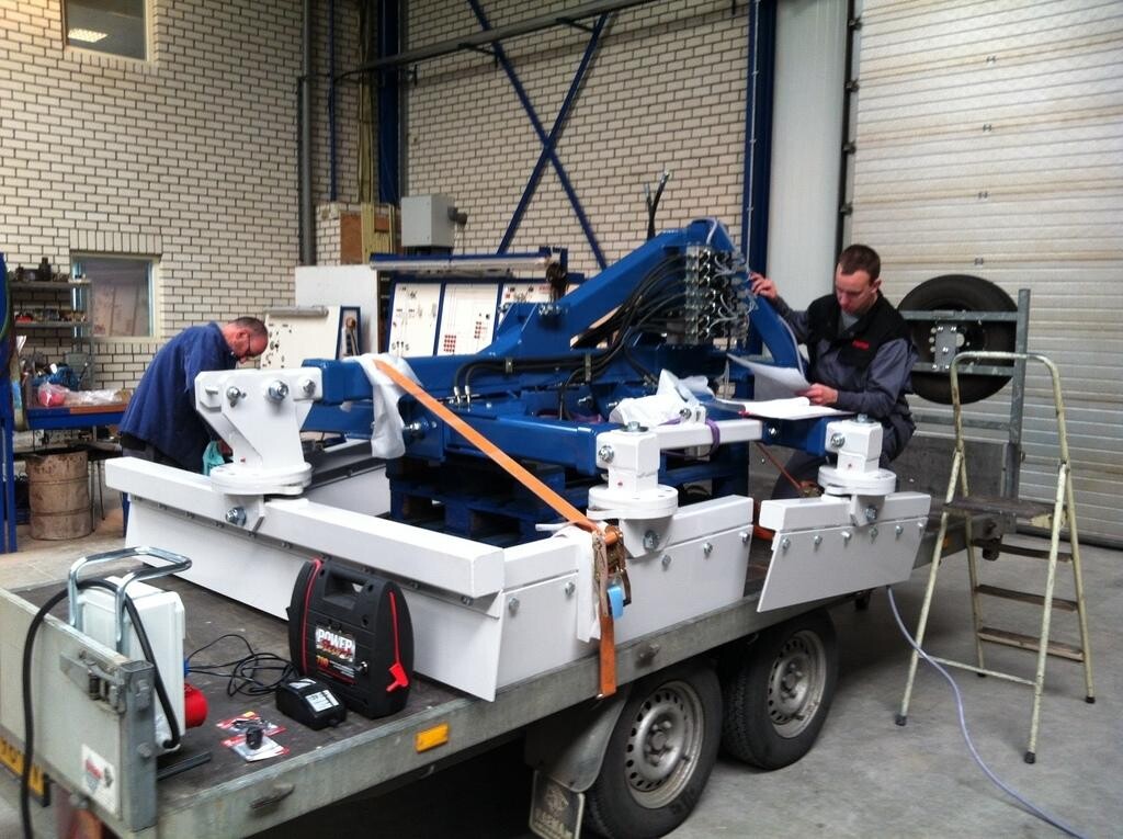 Hydraulics for forest path equalizer projects, Uniteq Hydraulics